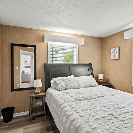 Peach Street Super Suite Medford Exteriör bild